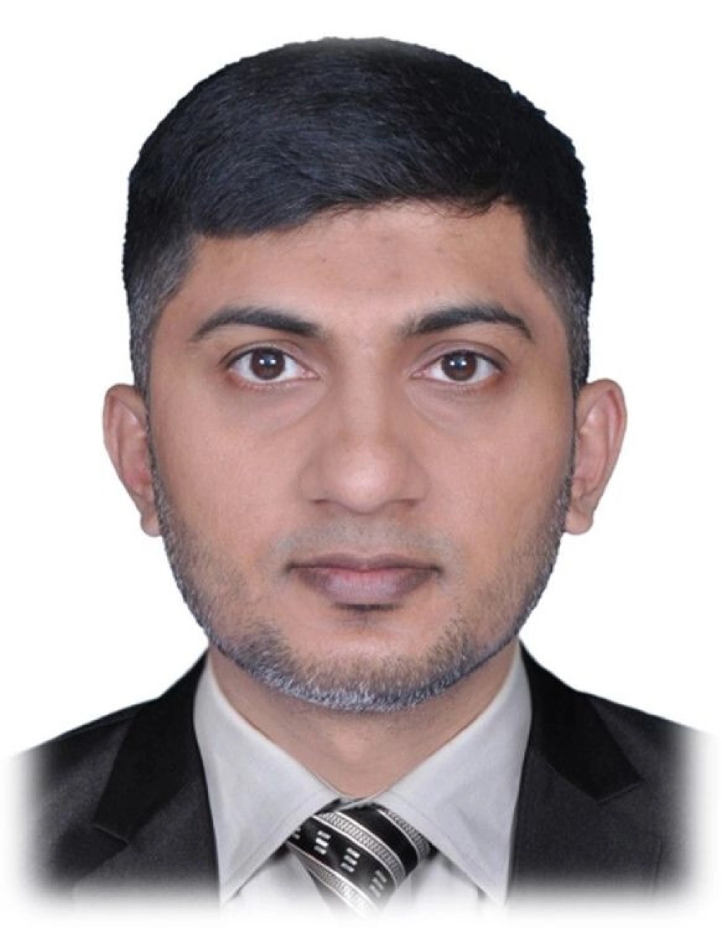 Usman Munawar headshot.